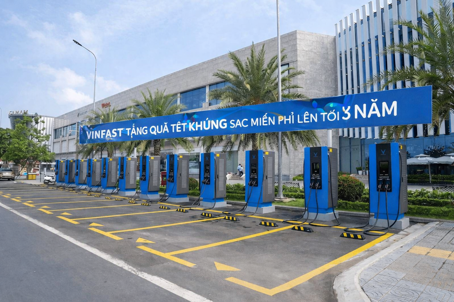 VINFAST TẶNG QUÀ  TẾT KHỦNG SẠC MIỄN PHÍ LÊN ĐẾN 3 NĂM